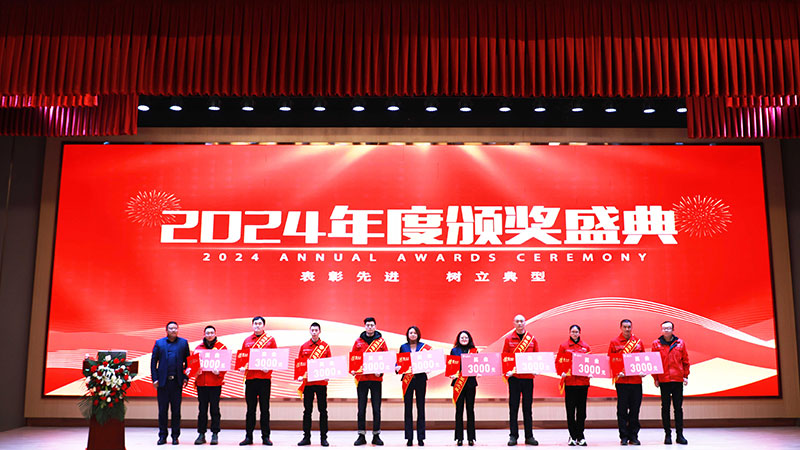 20134278.jpg 076A0818.jpg